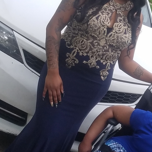 Prom dress - Picture 5 of 5